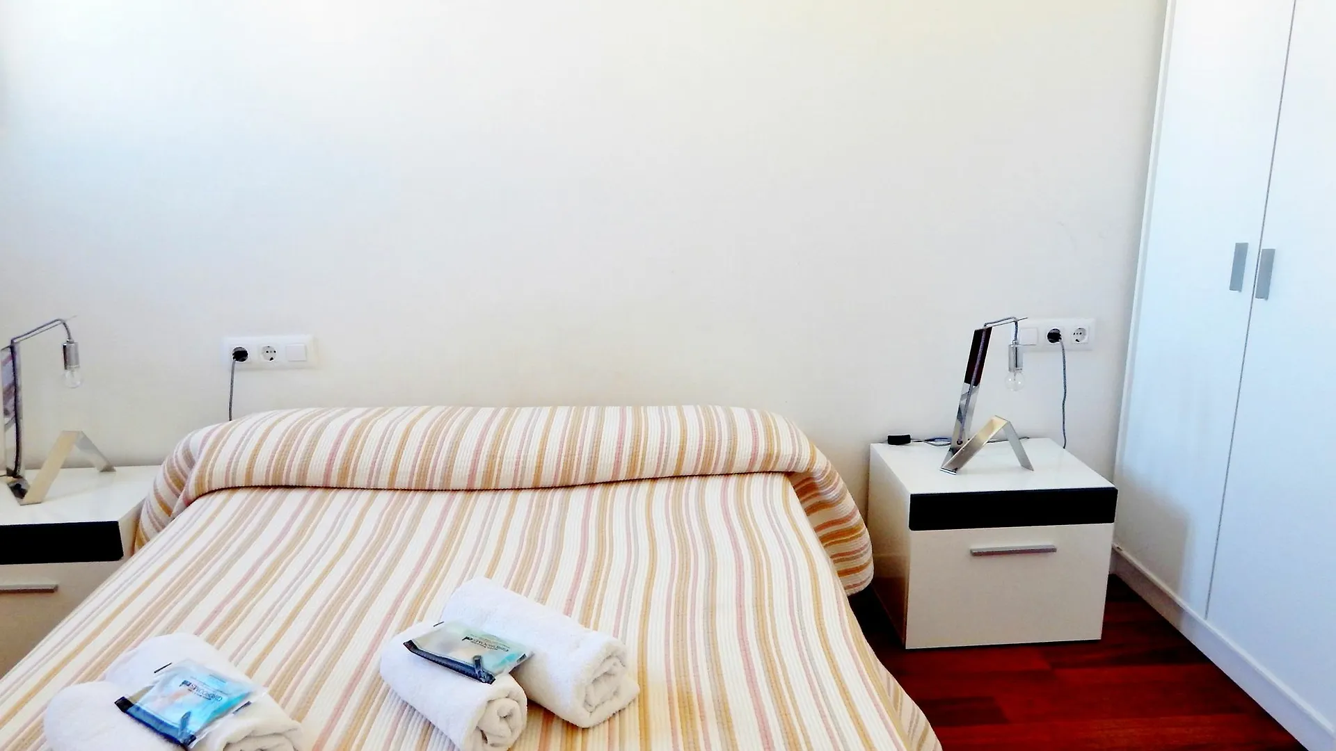 شقة Apartamento Bellaire 3.2 خيرونا