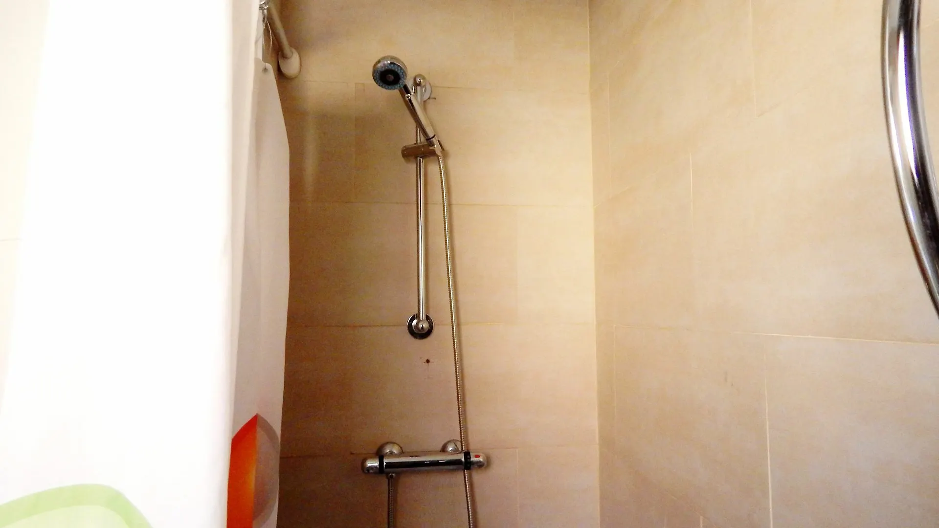 شقة Apartamento Bellaire 3.2 خيرونا